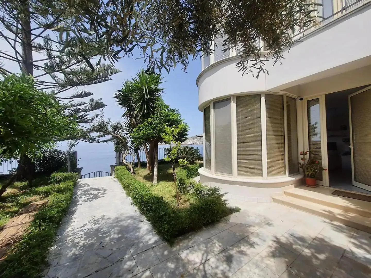 Villa Aphrodite Direct Access To Beach Sarande 0*,  Albania