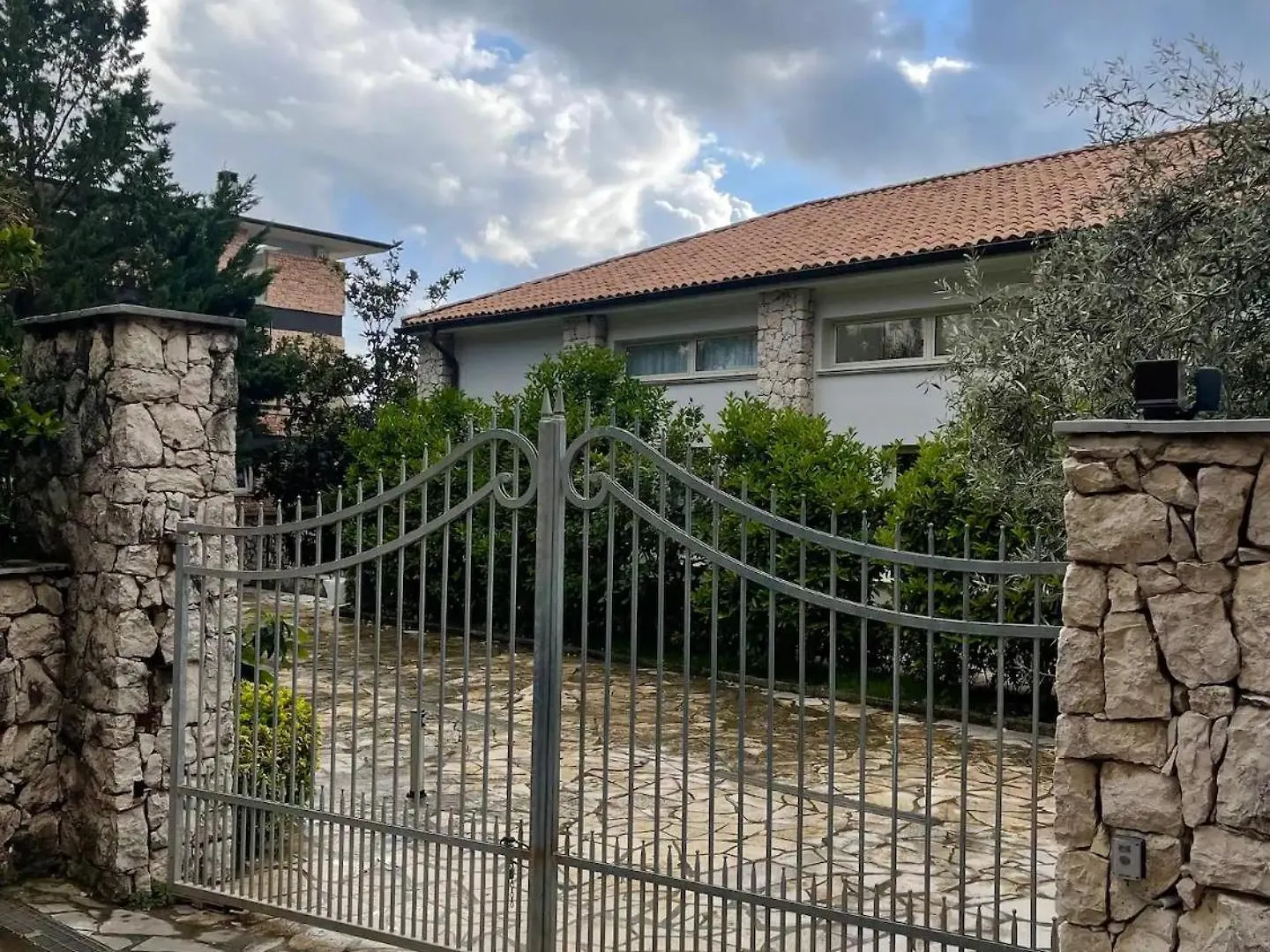 Villa Aphrodite Direct Access To Beach Sarande